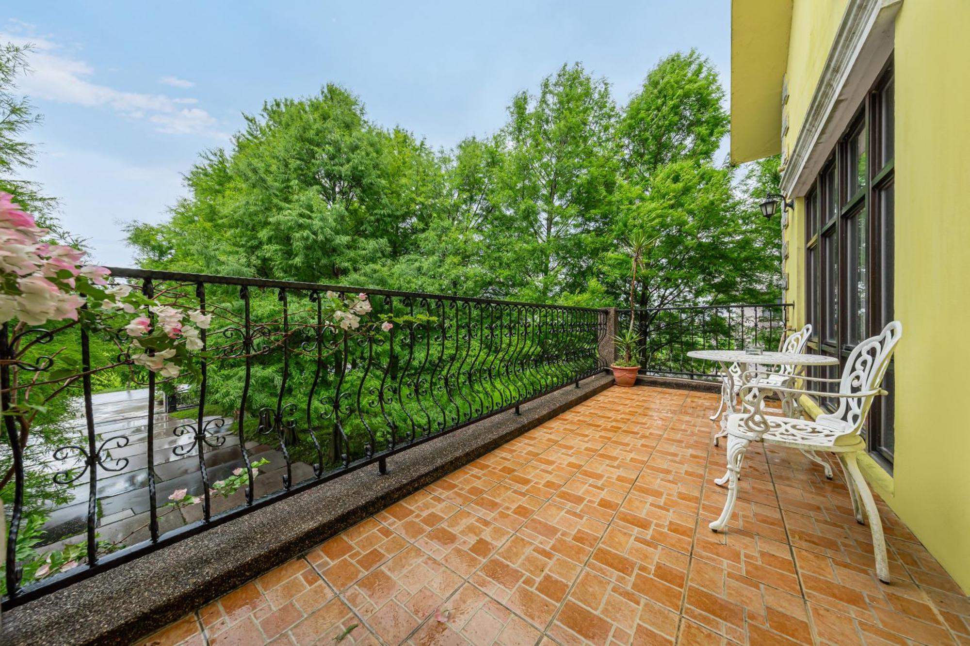 Happiness Pass On Apartment Wujie Exterior photo