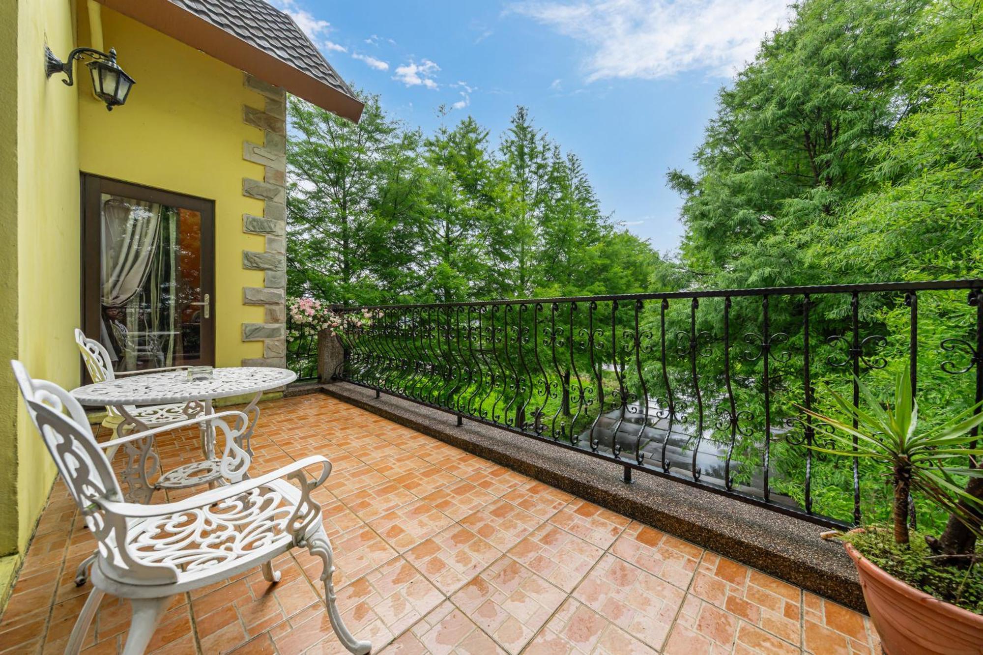 Happiness Pass On Apartment Wujie Exterior photo
